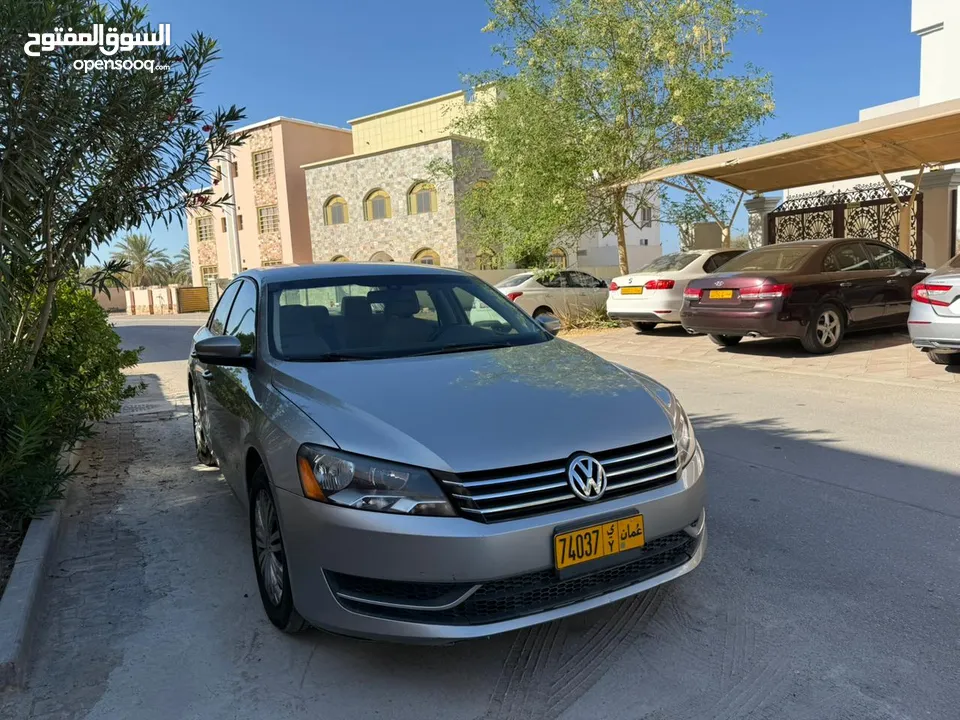 Volkswagen Passat 2014 نظیف