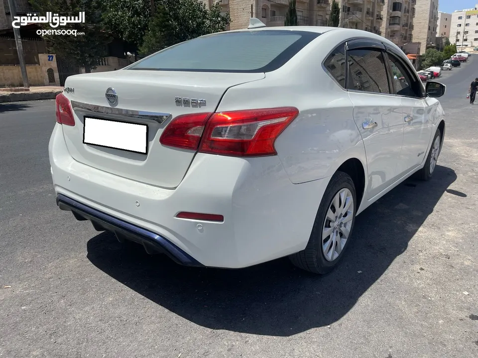 نيسان سيلفي كهربا 2018  بحاله الوكاله استخدام شخصي فقط وبسعر 9600 دينار