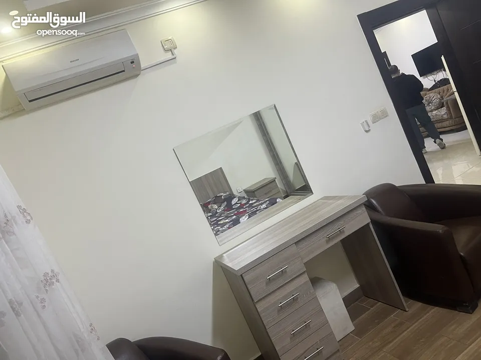 شقة فاخرة سوبر ديلوكس طابق ارضي مع ترس بارقى مناطق الجاردنز
