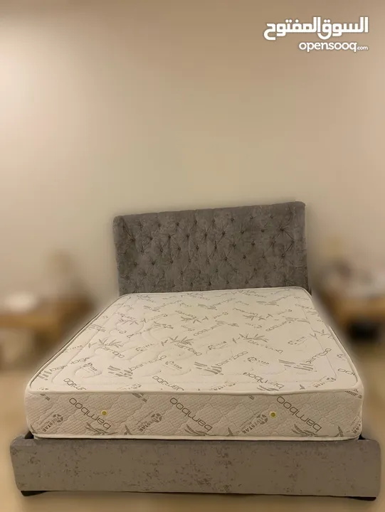 سرير حاله ممتازه مع ماترس vip - Opensooq