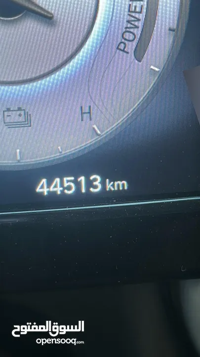 هونداي النترا هايبرد للبدل على جيب  7مقاعد