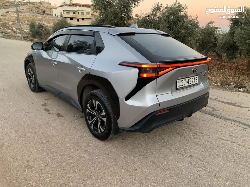 تويوتا bz4x 2022 برو فل الفل استخدام الأردن عداد 28 الف كيلو بحاله الوكاله