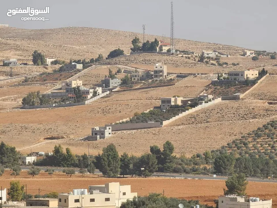 3400م للبيع عين والمعمريه مرتفعه ومطله كامل القطعه من المالك مباشره يوجد 3 قطع