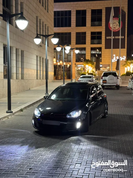 للبيع نص بنص او كاشش جولف gti 2012 فل اضافات  ستيج 2 بوبس داون بايب  تعديل مرتب مطور جديد بلكرتونة