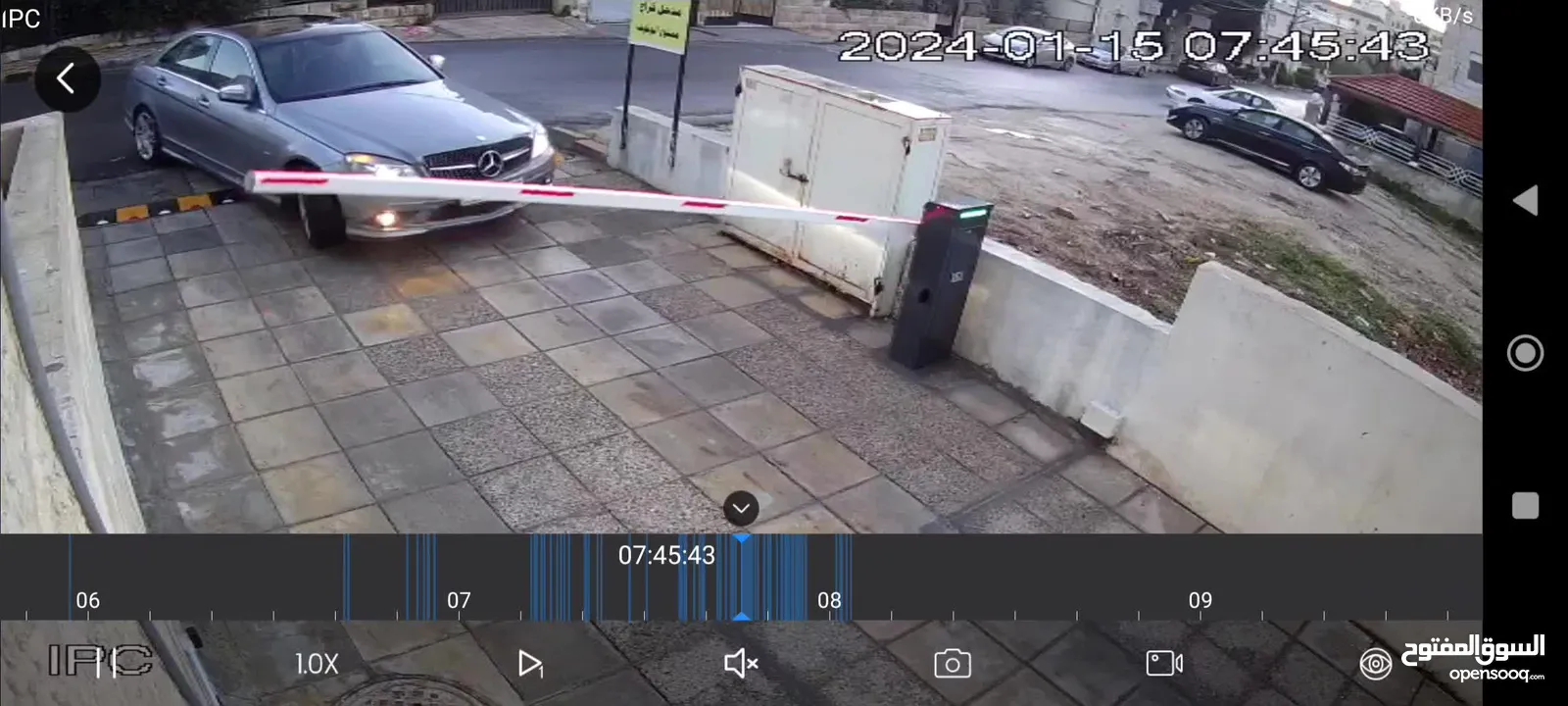 حاجز مقص باب كراج كهربائي للسيارات يعمل بالكاميرا Barrier with camera