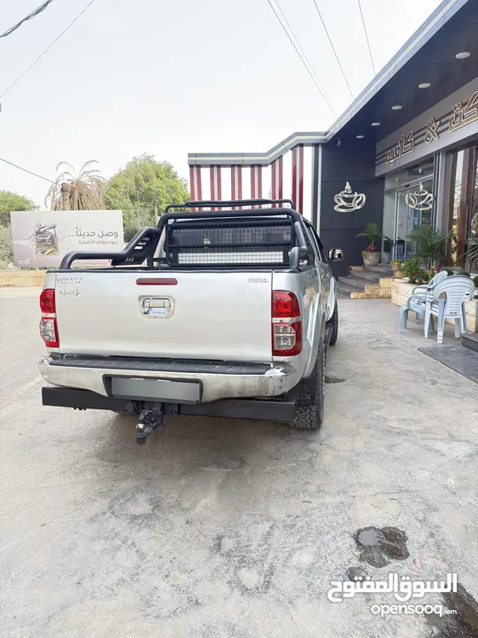 تويوتا هايلوكس 2008