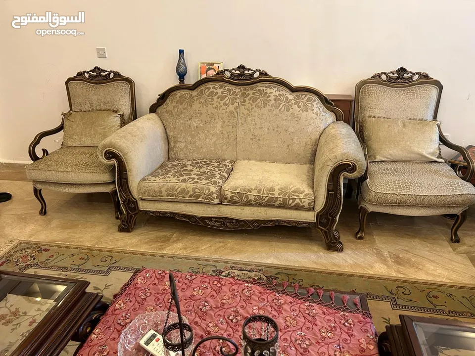 طقمين كنبات فاخر ( بيعة مستعجلة )