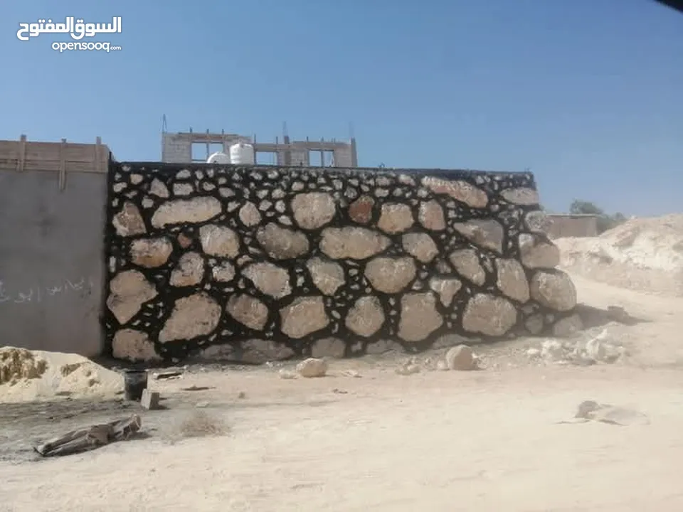 استصلاح اراضي بناء سناسل بناء سلاسل تشييك مزارع تشييك اراضي توريد تراب احمر والأشجار المثمرة والزينه
