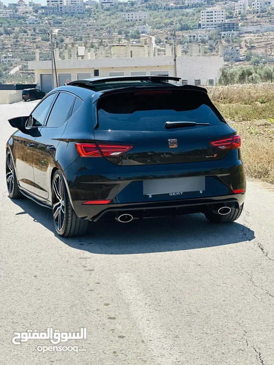 سيات اكسلانس