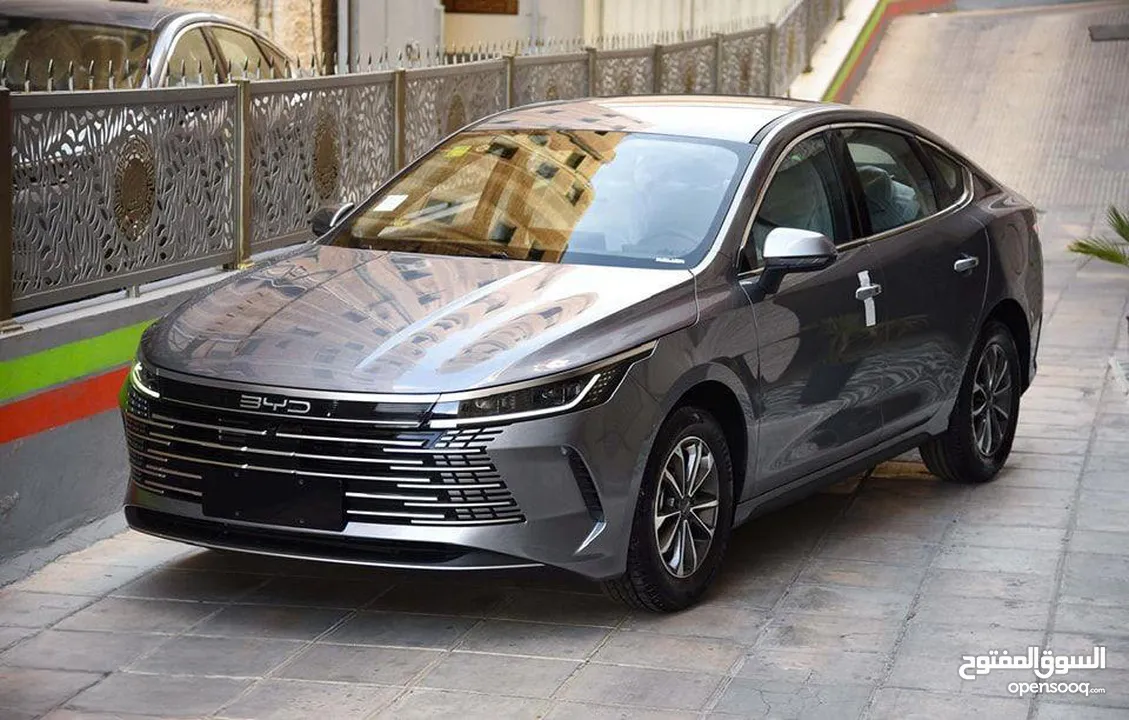 2025  BYD Destroyer 05 DM-I Plug-in Hybrid model