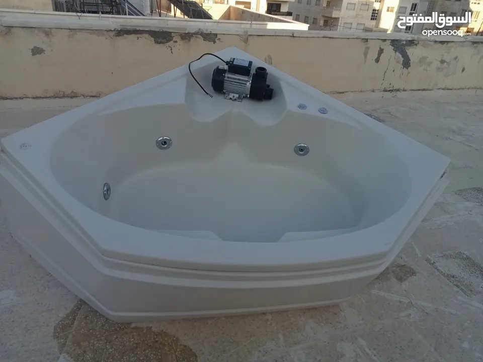 جاكوزي ست عيون