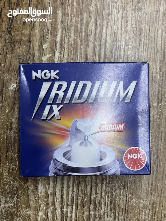 Plug sports Iridium