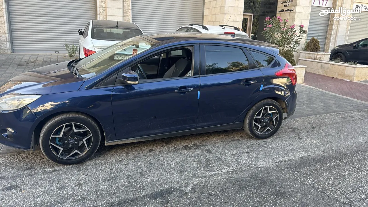 Ford Focus Hatchback 2013