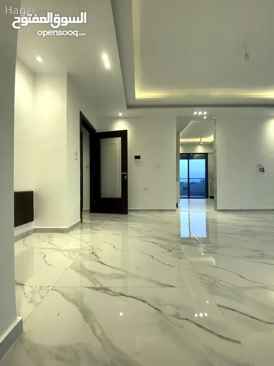 شقة جديدة للايجار ( Property 36004 ) سنوي فقط