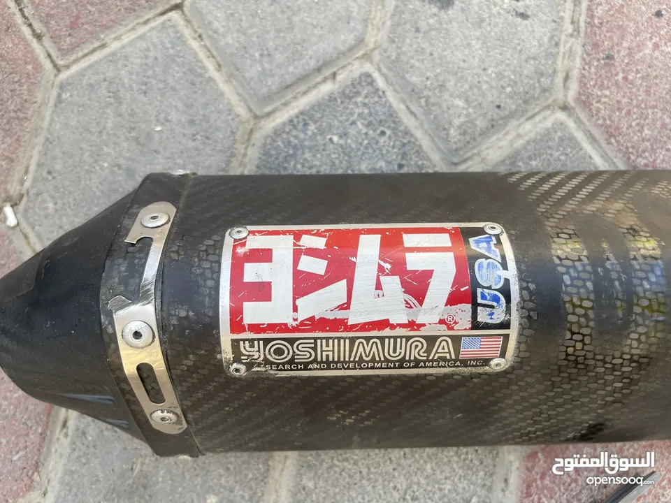 YOSHIMURA CARBON SERIES EXHAUST FOR MOTORCYCLE FOR SALE!!!! Universal type