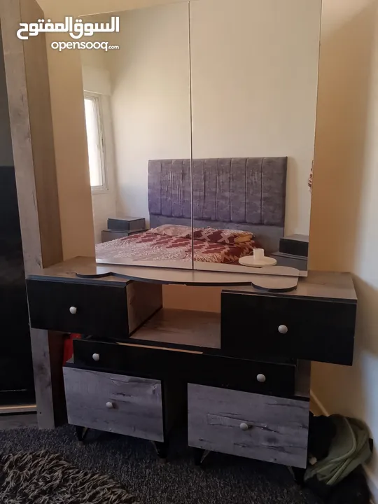 غرفة نوم للبيع مستعمله بحاله جيده