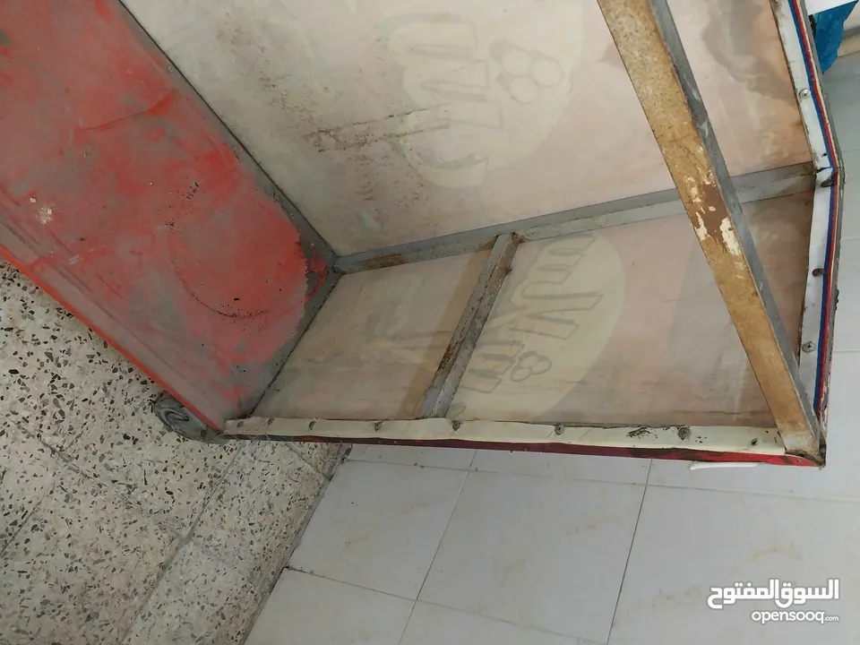 عدة كفتيريا مستعملة للبيع