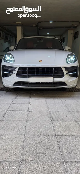 Porsche macan 2019  رمادي فاتح  وارد الوكاله مالك واحد   مواصفات خاصه ...مالك واحد  بسعر مميز