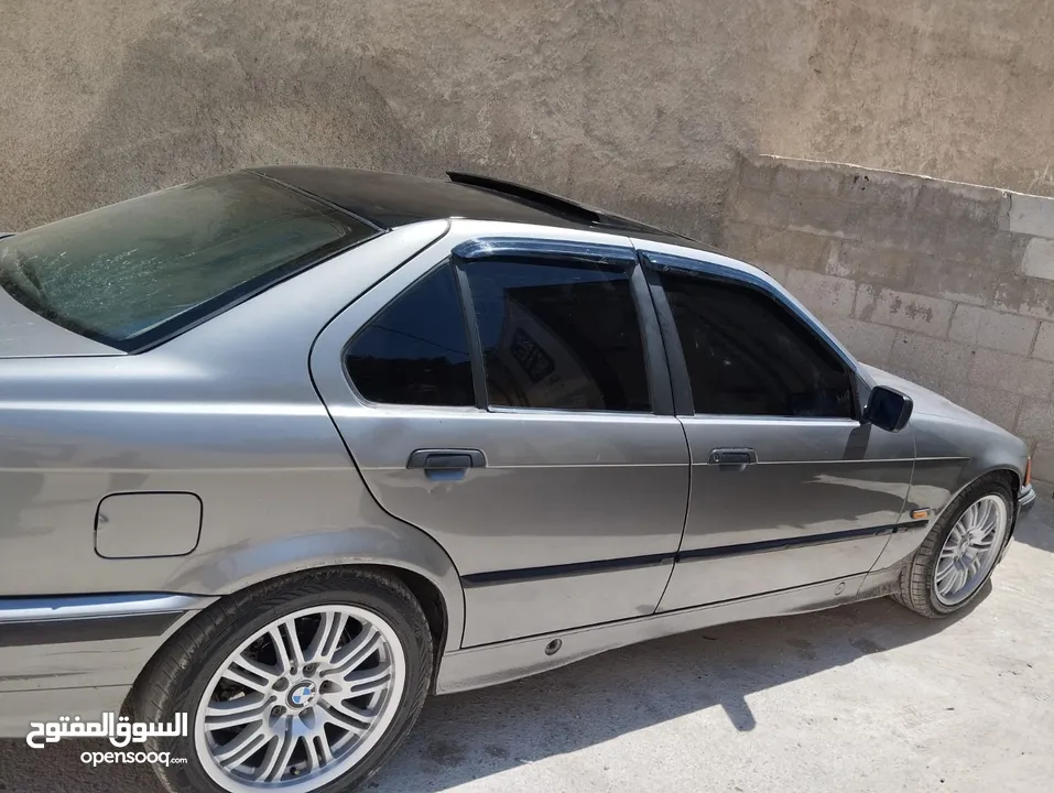 BMW E36 (1992)