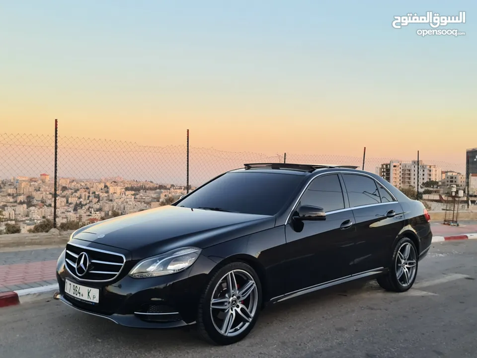 Mercedes Benz E200 / W212  فل إضافات مع بانوراما / صالون جلد بني عداد حقيقي 102,000 K.M / فحص نخب