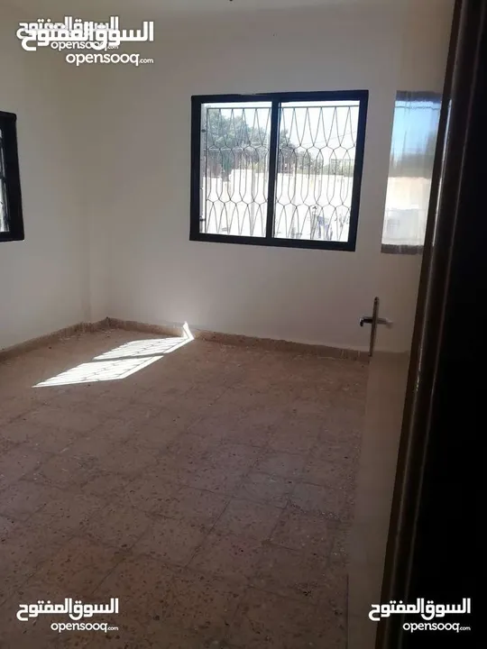 شقة طابق ثاني هندسي للإيجار