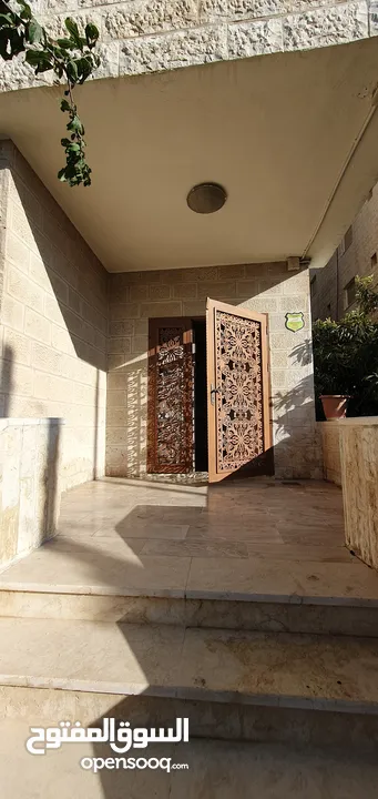 شقه غير مفروشه للإيجار في اربد - قرب دوار النسيم