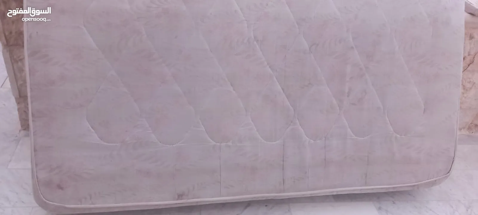 فرشة طبية زمبركية