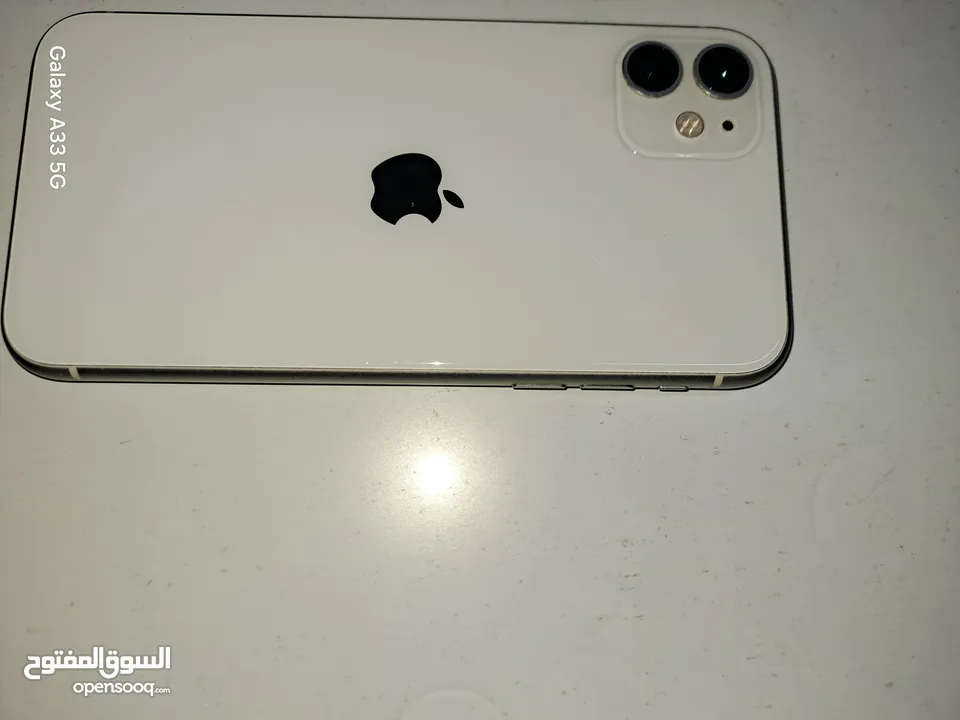 iPhone 11 ايفون بحاله الجديد