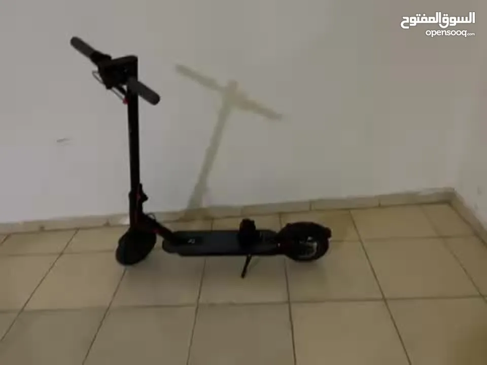 Electric scooter