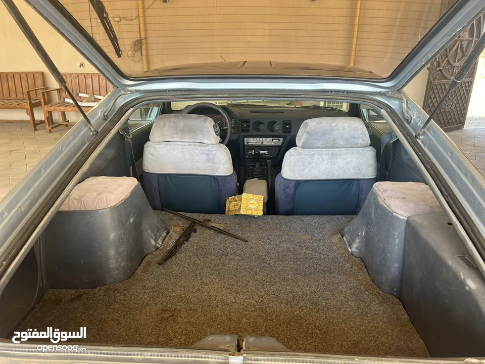 نيسان 300 1984 Z