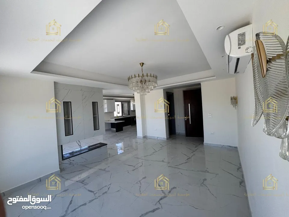 روف فاخر جديد لم يسكن تشطيبات عالية الجودة