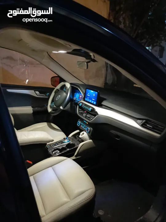 فورد اسكايب 2020 هايبرد