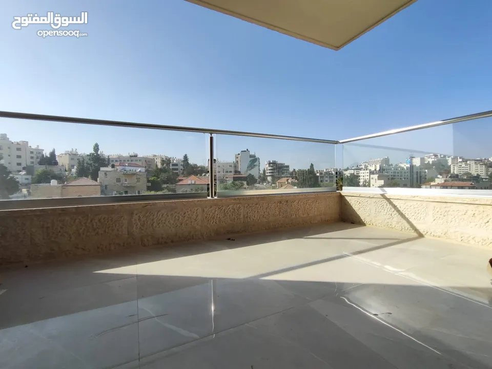 شقة جديدة سوبر ديلوكس – قيد الفرش النهائي للإيجار  عين منجد – رام الله