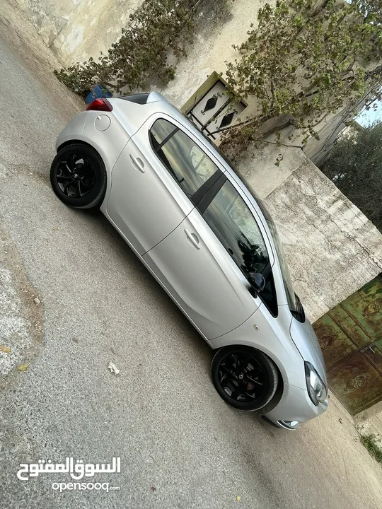 اوبل كورسا 2016