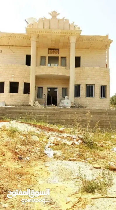 بيت مستقل للبيع