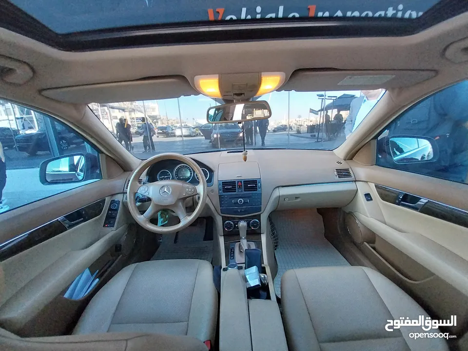Mercedes-Benz C200 وارد الوكالة و صيانة الوكالة