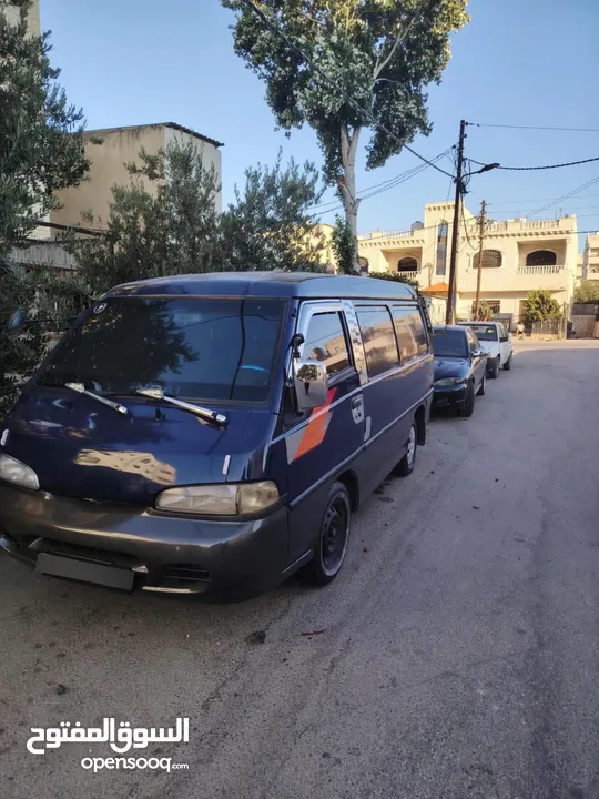 باص H100فان موديل 2002