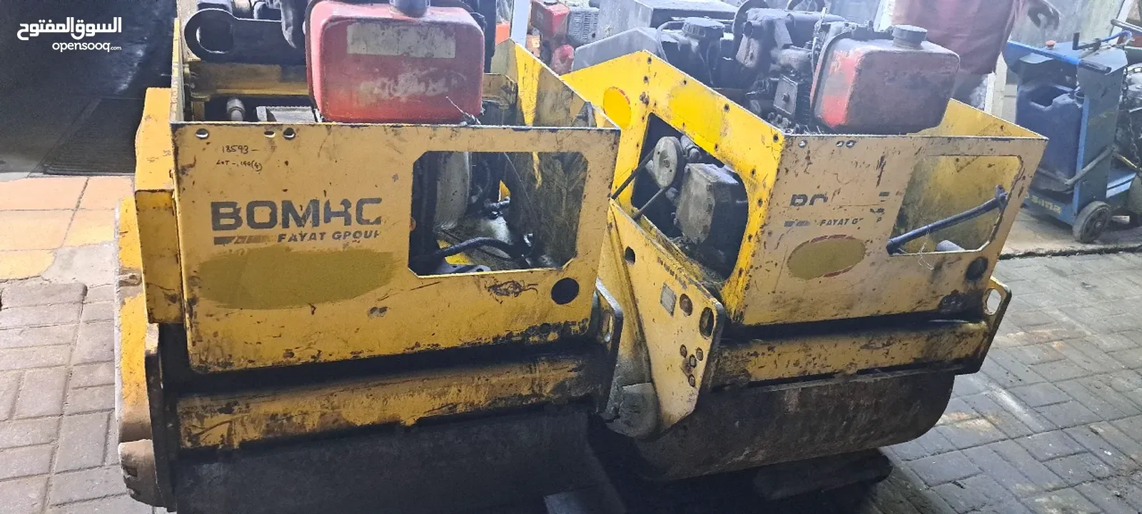 Roller compactor 2 pics for sale