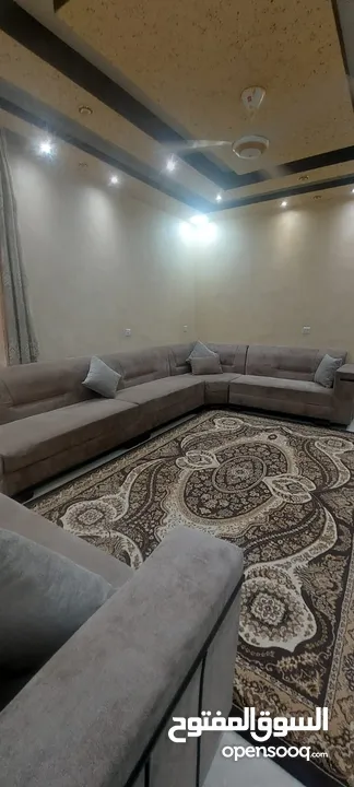 طقم كورنر لون بيج غامق