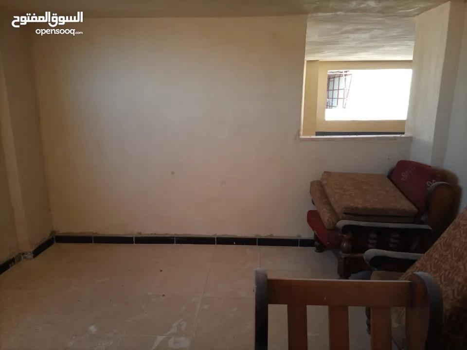 عمارة صناعي حرفي 3 طوابق مميزة البتراوي حي المسامير