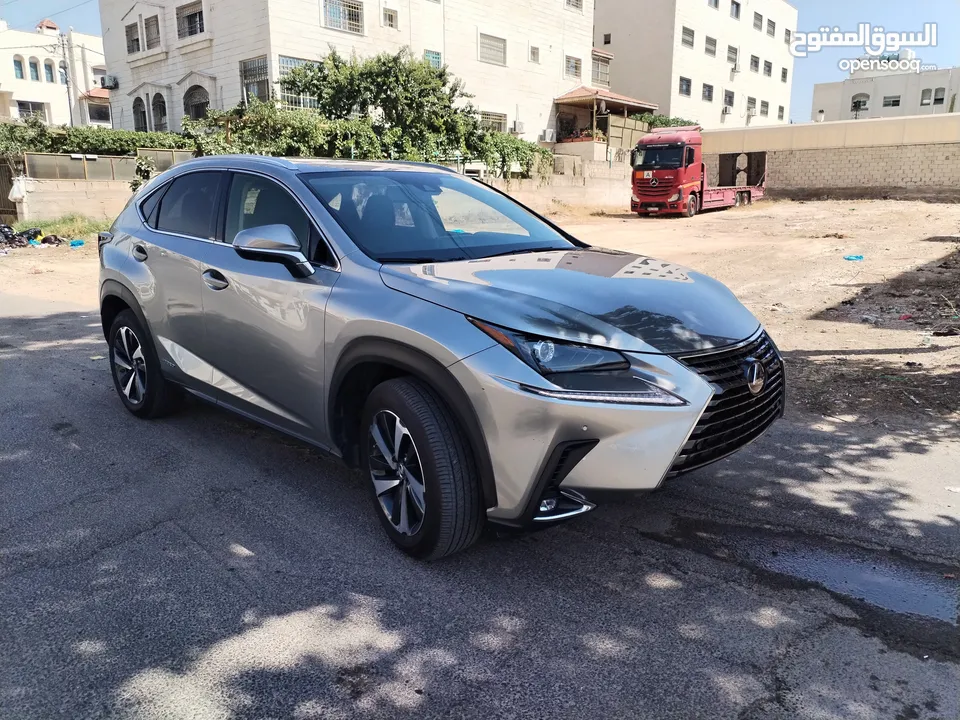 لكزس NX300H فحص كامل حرة  2020
