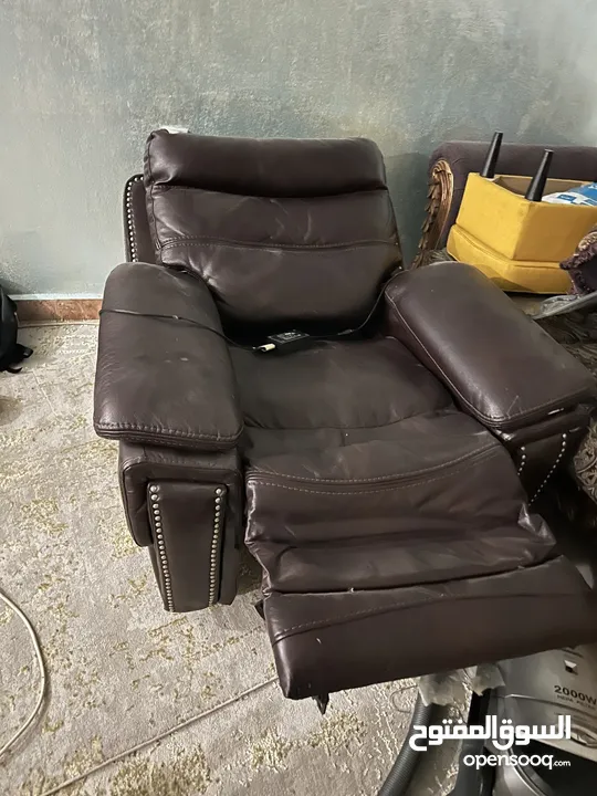 Recliner leather used