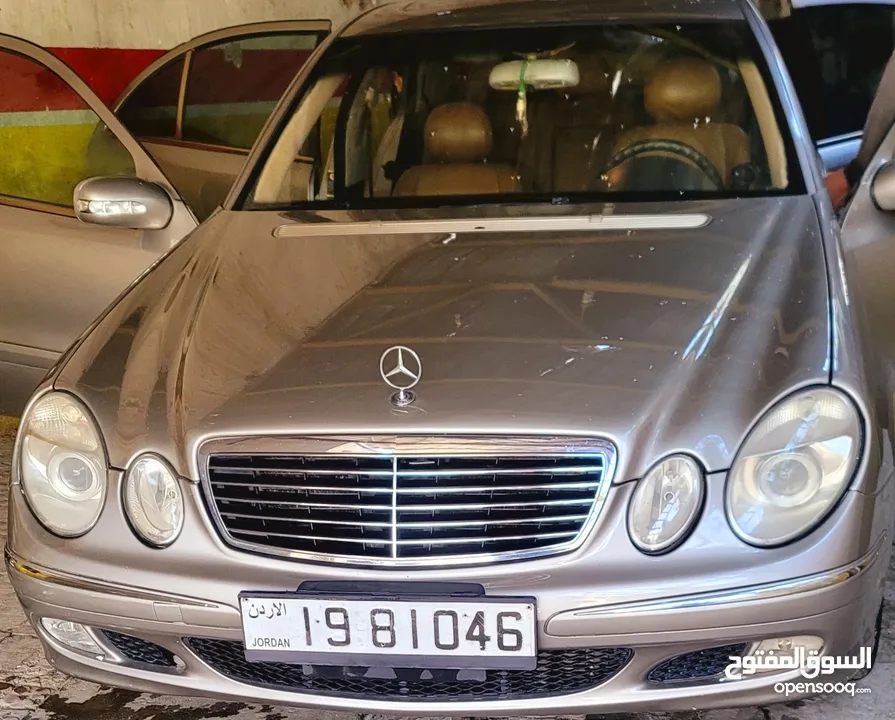 Mercedes Benz E200k model 2005