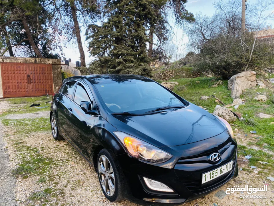 هونداي i30 فل اوتماتك 2013 فل اضافات السيارة نخب نخب الله يبارك لصاحب النصيب..