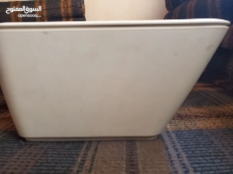 طابعه hp deskjet 1510 ممتازه جدا للبيع بسعر مغري و يتوفر خدمه توصل