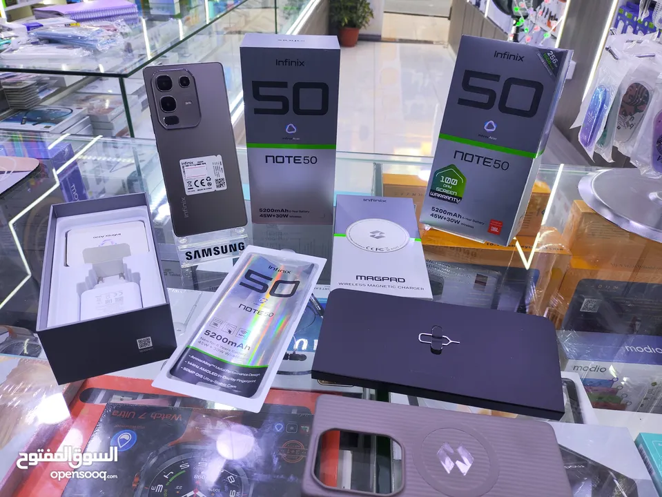 مستعمل يومين NOTE 50 جيجا 256 رام 16 معها كامل اغراضها الاصلية تيتانيوم لون متوفر توصيل