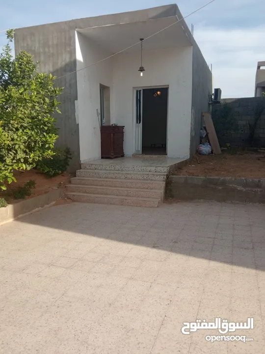 عين زارة ازويته جنب مدرسة جبر بن حيان 520متر