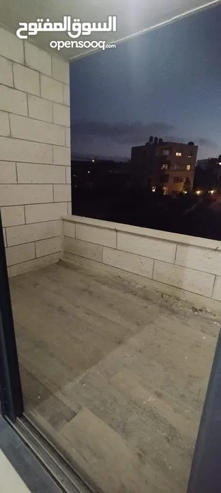 شقة للبيع في بيرزيت منطقة المرج