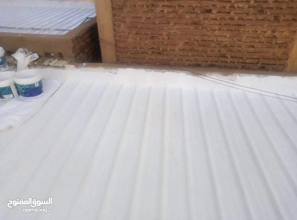 فني عازل مائي وحراري