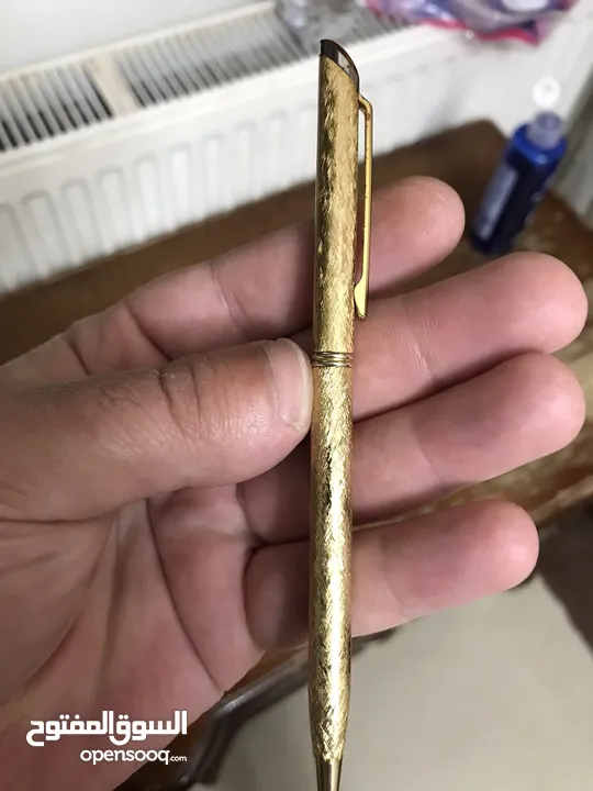 قلم حبر جاف مطلي ذهب